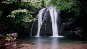 waterfalls of maui